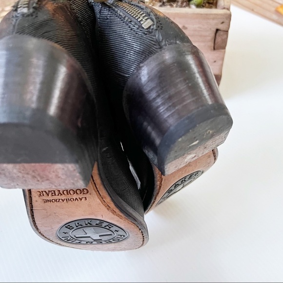 Fiorentini & Baker- Italian Leather Textured Ankle Booties - 35 - Picture 9 of 10